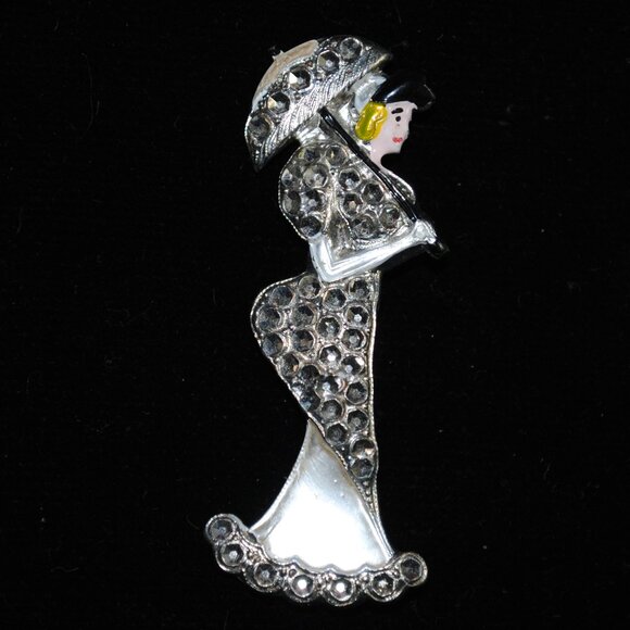 Vintage Strolling Victorian Lady with Parasol Figural Brooch with Enamel Paint - Picture 1 of 6